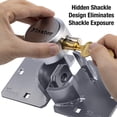 thumbnail image 4 of Puck Lock Master Lock M736XKAD de acero cromado con cerrojo, 4 of 6