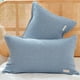 thumbnail image 1 of Funda de almohada a prueba de aceite con doble tirante | Funda de algodón antideslizante | Protector de almohada con ajuste seguro y anticaídas | Tejido suave y transpirable | Apta para todos los ta, 1 of 5