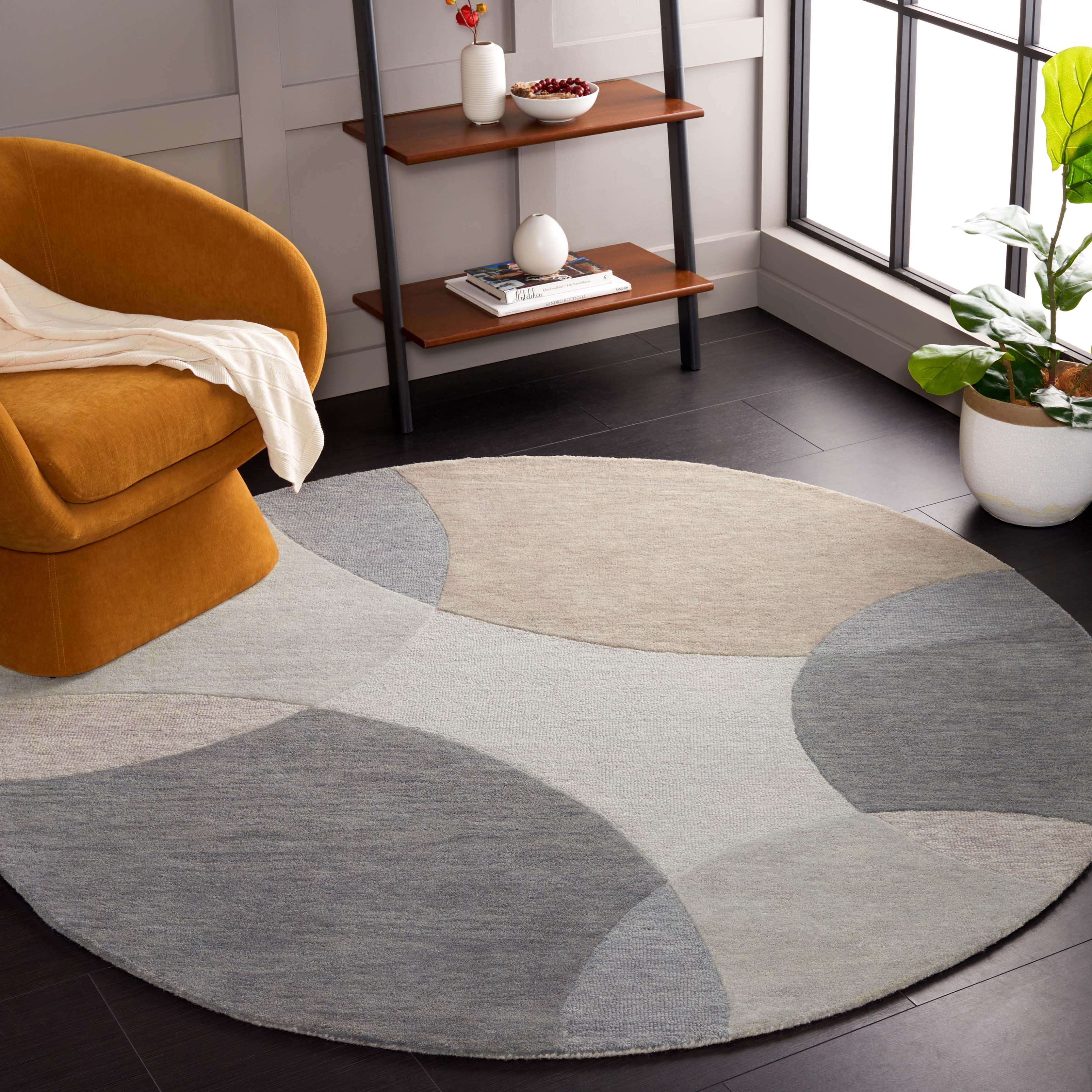 SAFAVIEH Chatham Hermite Geometric Area Rug, Ivory/Grey, 6' x 6' Round