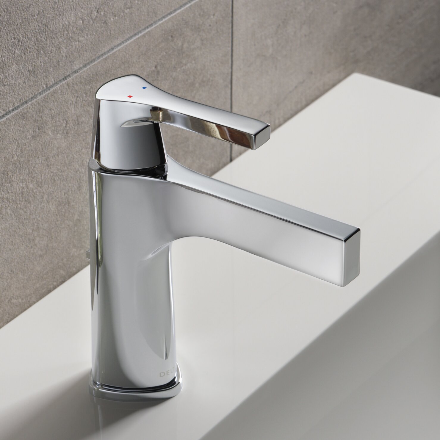 Zura Single Hole Bathroom Faucet with Drain Assembly, ASME A112.18.1