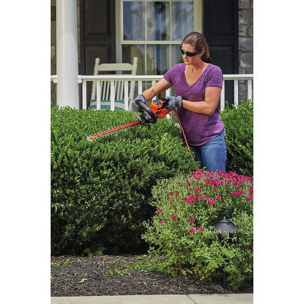 Black and Decker BEHTS300 Hedge Trimmer - OPE Reviews