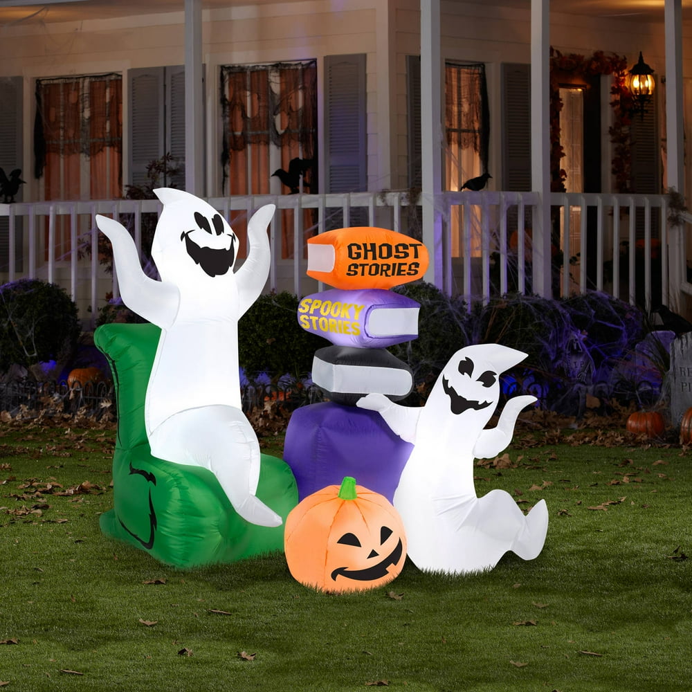 5� Long x 4.5� Tall Telling Ghostly Stories Halloween Airblown