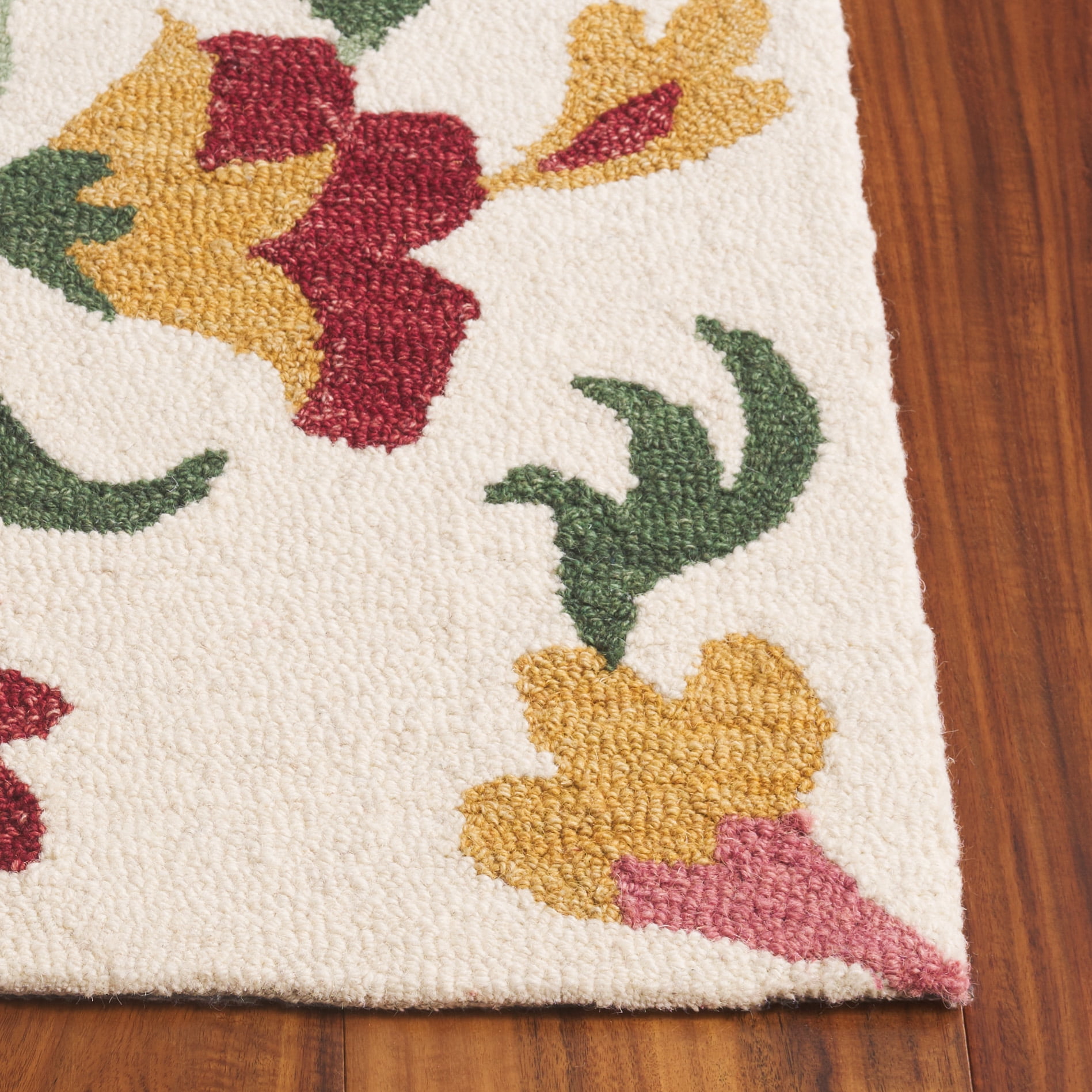 SAFAVIEH Blossom Kieron Floral Area Rug, Ivory/Red, 4' x 6'