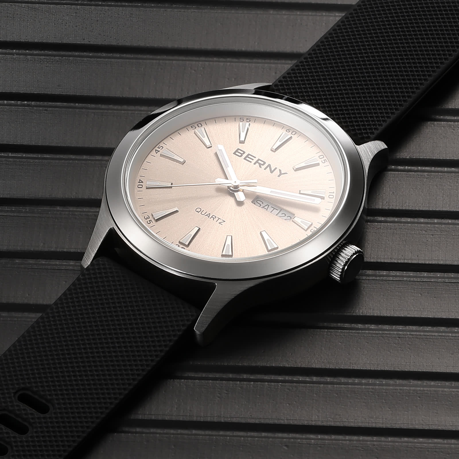 BERNY Quartz Watch for Men, Fashion Sports Men Watches with Silicone Strap, Date & Day Calendar, Casual Waterproof Men's Watch, Gray
