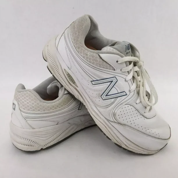 New Balance 840 Shoes Mens 9.5 4E Wide White Casual Sneakers Walking MW840WT