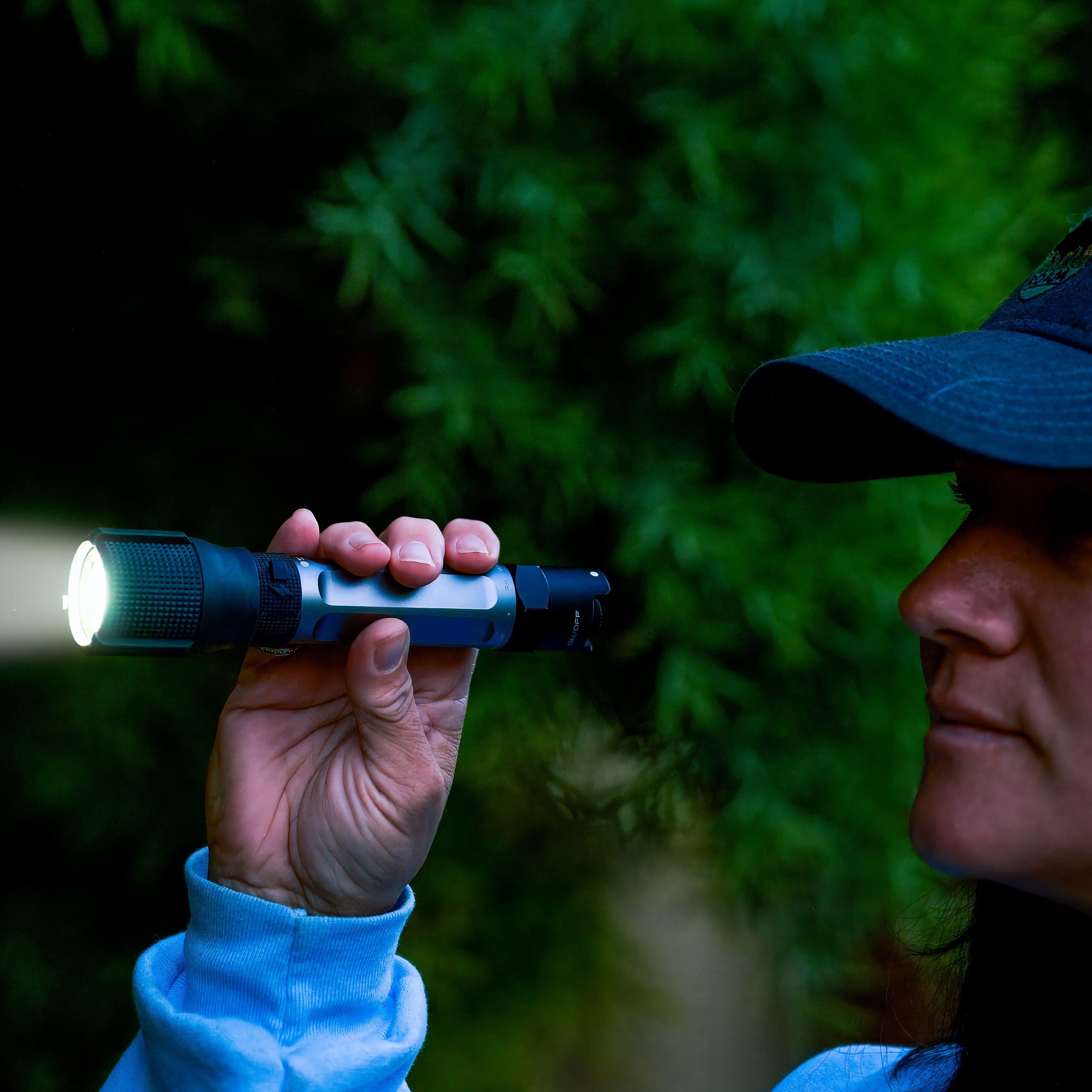 Police Security Zephyr-R Flashlight