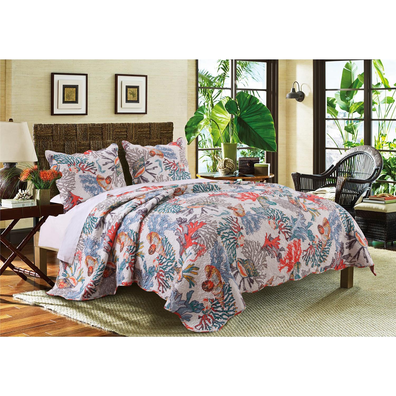 Barefoot Bungalow Atlantis Quilt and Sham Set