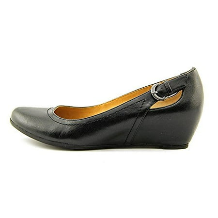 womens naturalizer pumps