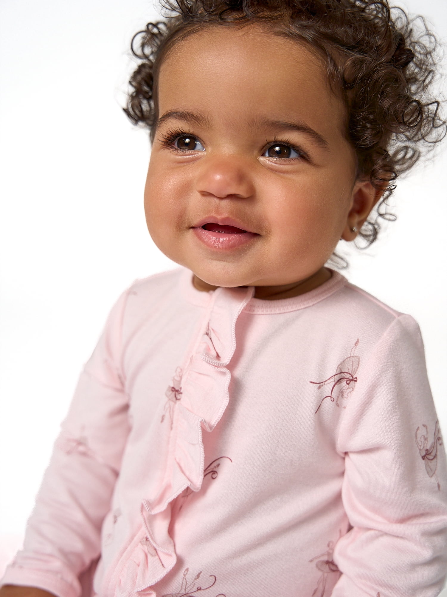 Modern Moments by Gerber Neutral Two-Way Zip Viscose Ruffled Sleep ´N Play Footed Pajamas, Sizes Newborn - 6/9 Months
