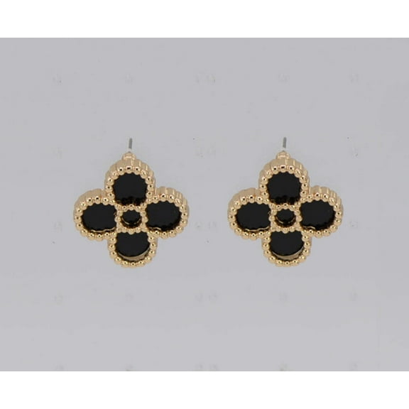 E1896 | Timeless Petal Stud Earrings | 25E6332
