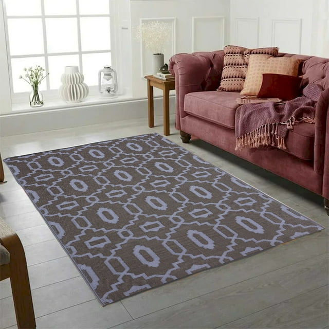 4' x 6' Fiesta Light And Dark Gray Trellis Patterned Plastic Outdoor Rug