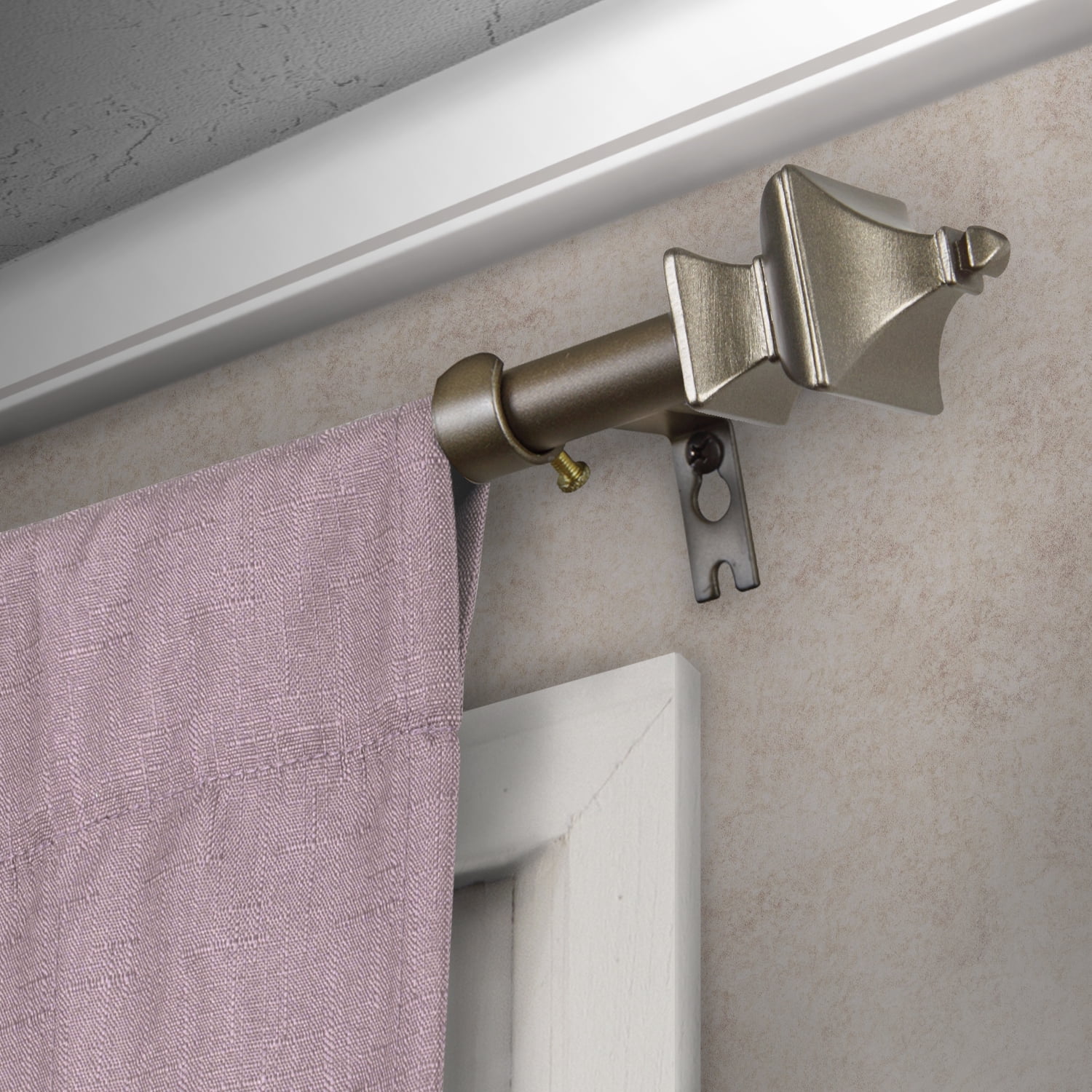 Central Design Products Steel 0.63" Modern Single Curtain Rod, Gold