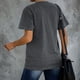 thumbnail image 3 of Camiseta de verano de manga corta para mujer, cuello redondo, estampado de letras, transpirable y holgada, color gris oscuro, talla XL, 3 of 6