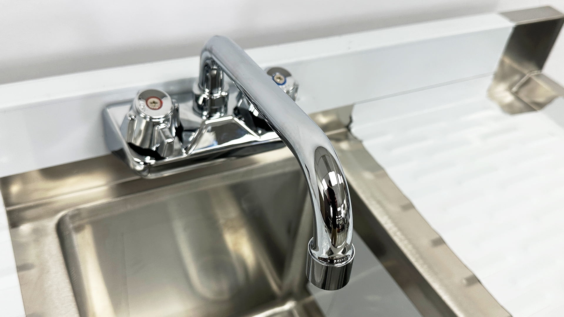 NSF Utility Sink, 36''x23''x33'' Free Standing Kitchen Sink, Compartment Bar Sink with Faucet