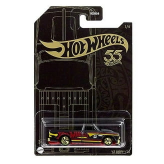 Mattel Hot Wheels '67 Chevy C10, Pearl and Chrome, 1:64 Scale