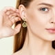 thumbnail image 5 of Pendientes de titanio con diseño moderno para un look minimalista, perfectos para el día a día, acabado plateado, 5 of 5