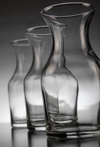 7.5oz Plastic Mini Wine Carafe Pitcher-6 Pieces Clear 4.5" Tall Free shipping 