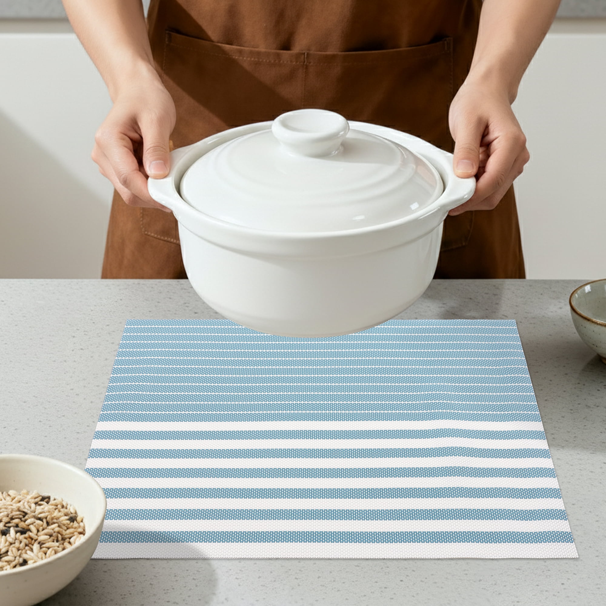 Unique Bargains Set of 6 Wipeable Plastic Placemats for Kitchen Dining Table Sky Blue