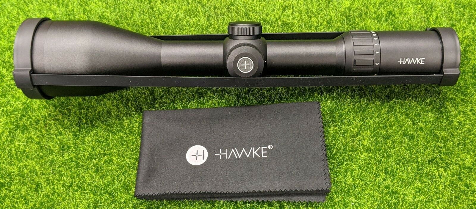 Hawke Sport Optics Hawke Sport Optics 4X32 AO Sport HD Rifle Scope Mil-Dot Rect 