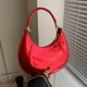 thumbnail image 1 of Bolso de hombro de moda Bolso de mensajero femenino de media luna de cuero de PU (rojo), 1 of 6