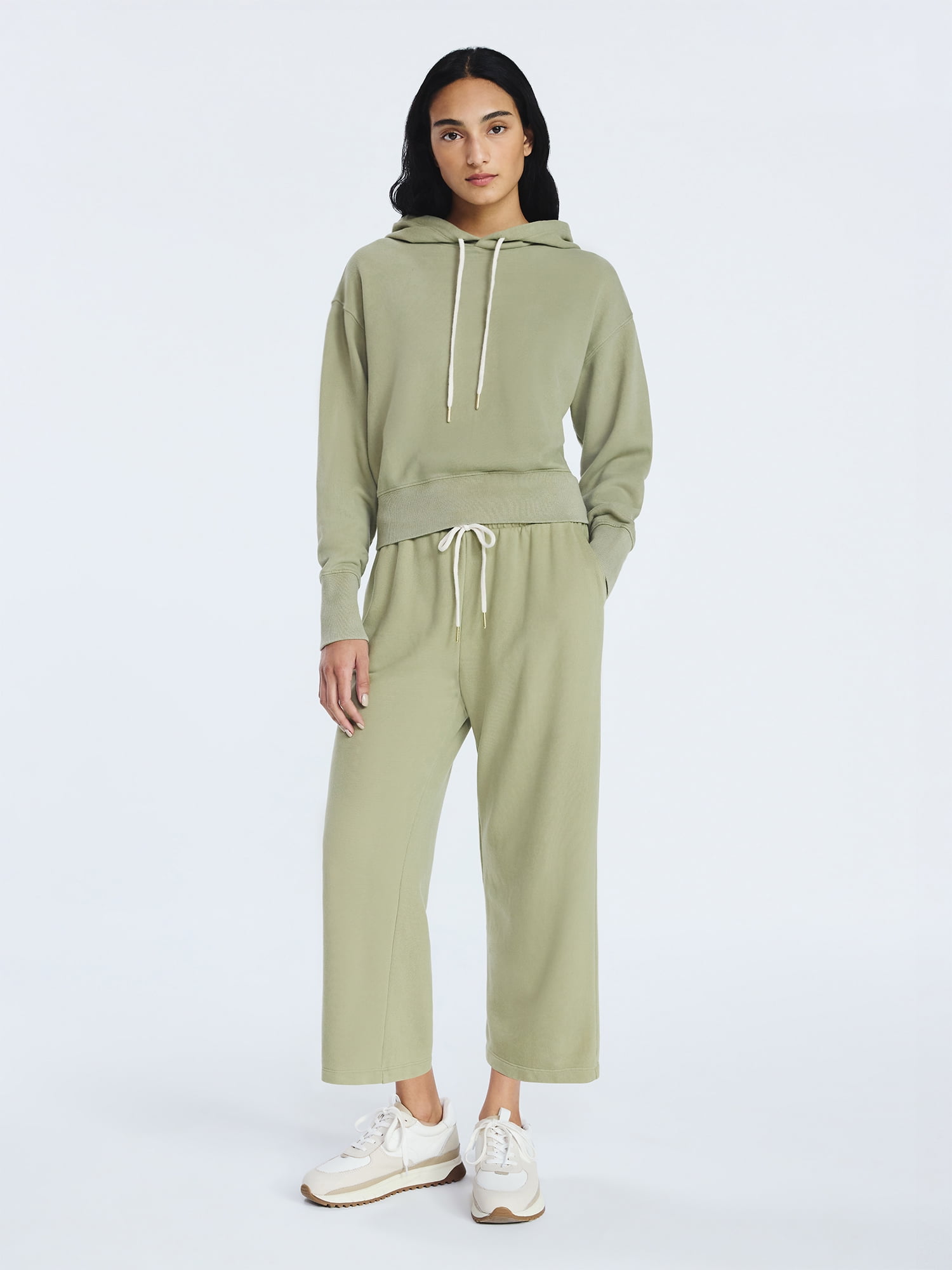 Free Assembly Women's and Women's Plus Cropped Sweatpants, 23" Inseam, Sizes XS-4X