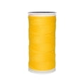 thumbnail image 1 of Caja 12 Pzas Hilo Amarillo Medio Coats Poliéster Liso 3 Cabos Fibra Corta Coats T6980-0118, 1 of 2