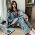 thumbnail image 2 of Pijama de algodón de gran tamaño para mujer, conjunto de dos piezas con pantalones de manga larga y estampado de dibujos animados, cárdigan de solapa para primavera y otoño, pijama fino, 2 of 6
