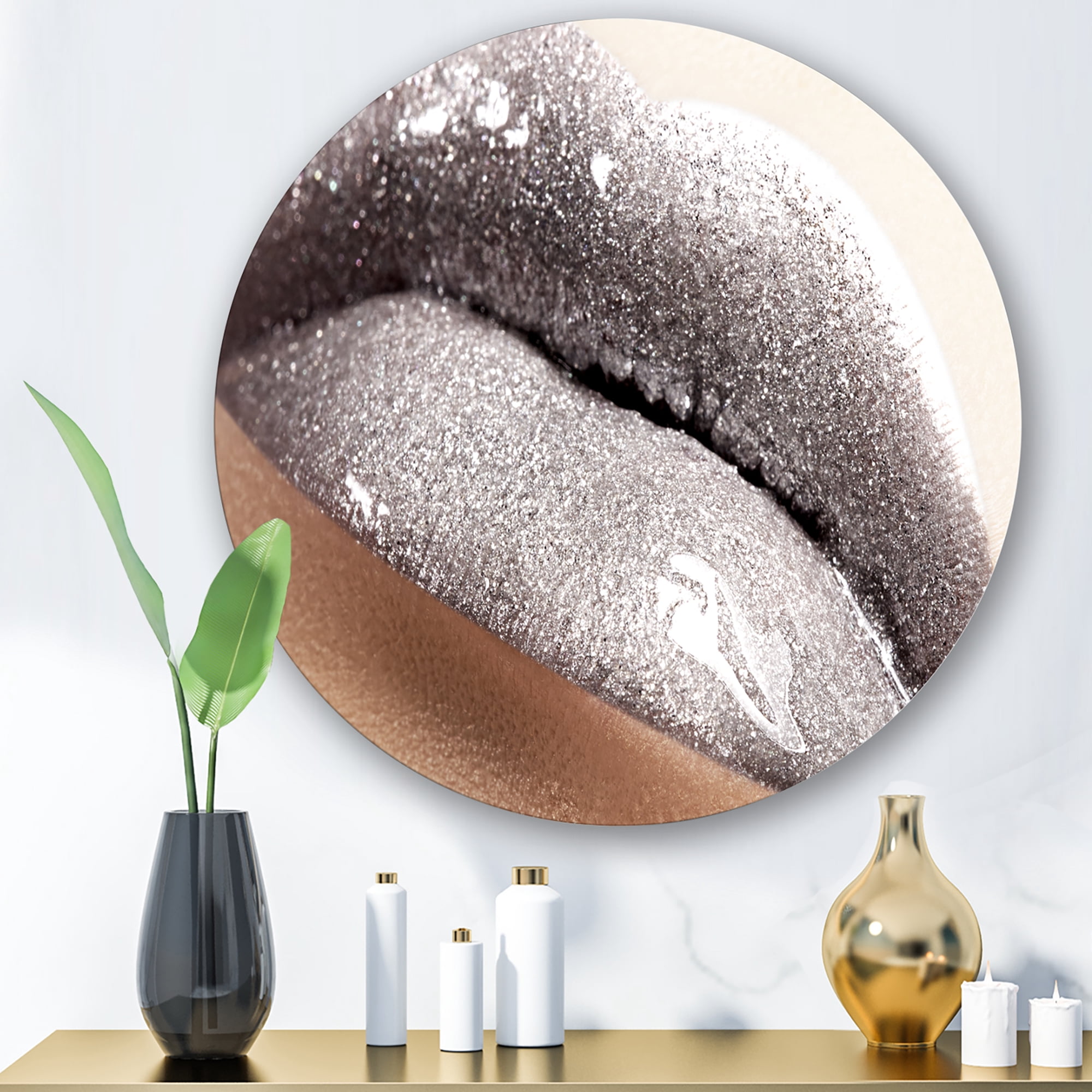 Designart 'Close Up of Female Lips With Glittering Silver' Modern Circle Metal Wall Art 23x23 - Disc of 23