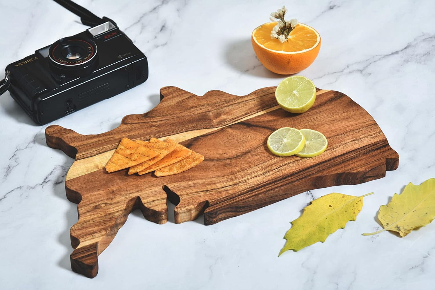 Aventura Design Acacia Wooden USA Shaped Wood Cutting Board and Charcuterie Serving Platter for Cheese Fruit, Gift (US Map Board 13"L x 8"W)