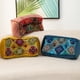 thumbnail image 1 of Almohada de soporte lumbar para dormir - Cojín de cintura con diseño curvo, poliéster, 38x13x18cm, opciones de color azul/amarillo/vino, 1 of 6