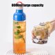 thumbnail image 5 of Botella de agua de plástico con infusor de 800 ml, botella para té frío, recipiente portátil para bebidas, infusión de frutas y hierbas, cuerpo transparente con compartimento de filtro incorporado,, 5 of 6