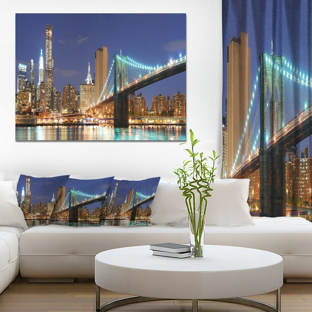 Manhattan Skyline Panorama - Cityscape Photo Canvas Print