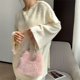 thumbnail image 5 of Bolsos de mensajero de felpa vintage para mujer, nuevos bolsos y carteras versátiles y de moda para otoño e invierno, lindos bolsos de hombro peludos para niñas, 5 of 5