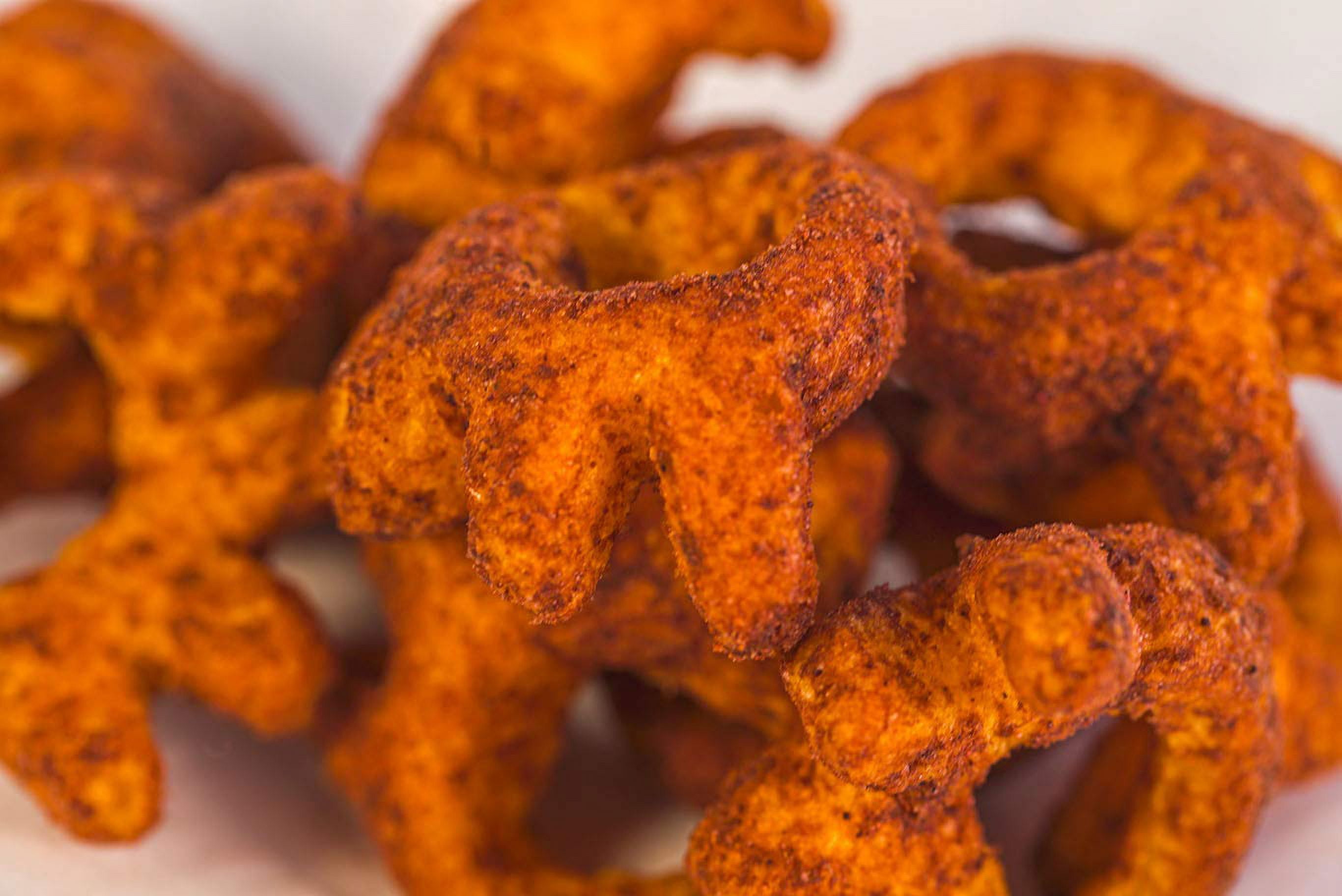 CHEETOS COLMILLOS 27g (Box with 5 bags)