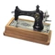 thumbnail image 2 of Minimáquina de coser vintage para casa de muñecas a escala 1/12, muebles en miniatura para decoración Tapa de tabla 2, 2 of 6