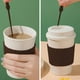 thumbnail image 4 of Taza de Café de Paja de Trigo para Exteriores, a Prueba de Fugas, con Palito para Remover | Plástico Gris | 16,5 X 9,5 X 9,5 Cm | Tazas para Bebidas Calientes con Tapa | 1 Taza y 1 Palito para Remove, 4 of 6