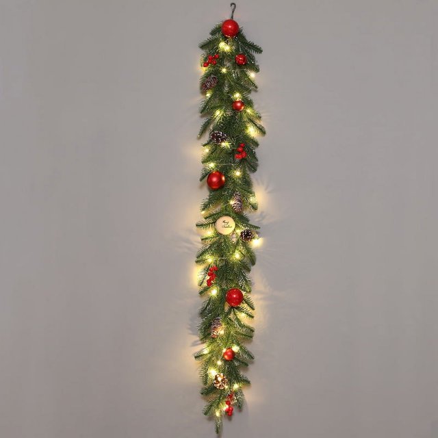 Corona de Navidad artificial, verde, luz cálida, decoración de piña, racimos de bayas, ramas heladas, serie de Navidad, ratán de 1,5 m de largo