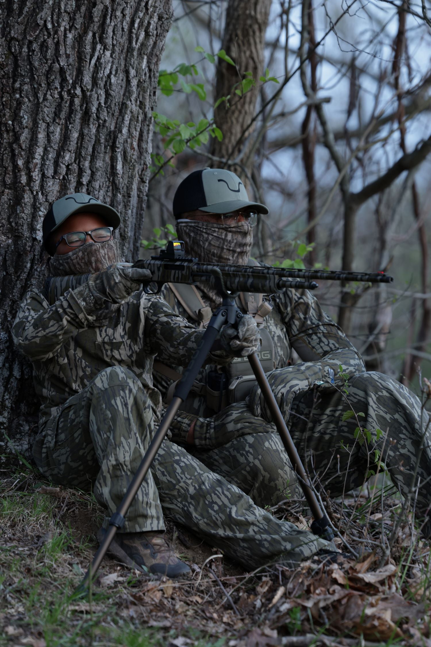 BOG Deadshot Bipod. Durable Aluminum. 25" - 64" Height Range. Foam Grip and External Twist Locks. Includes 1 Bipod.