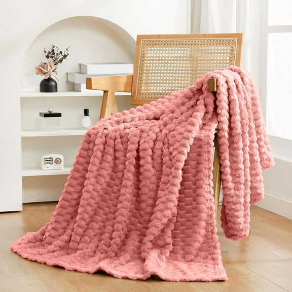 Beautynvta Velvet Blanket, Soft Warm Fluffy Couch Blanket, Lightweight Striped Bed Blankets for Women, Men, All Season Use, 39.37x59.05 In, Pink