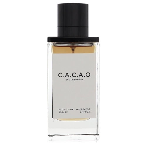 perfume fragrance world c.a.c.a.o. eau de parfum, 100 ml, unisex Frasco rectangular frontal de vidrio transparente con contenido ámbar visible y etiqueta blanca centrada que indica C.A.C.A.O. Eau de Parfum; tapa negra cilíndrica, rociador metálico y marcación 100 ml (3.4 fl.oz.). Adecuado como fragancia unisex y a menudo usado como regalo.