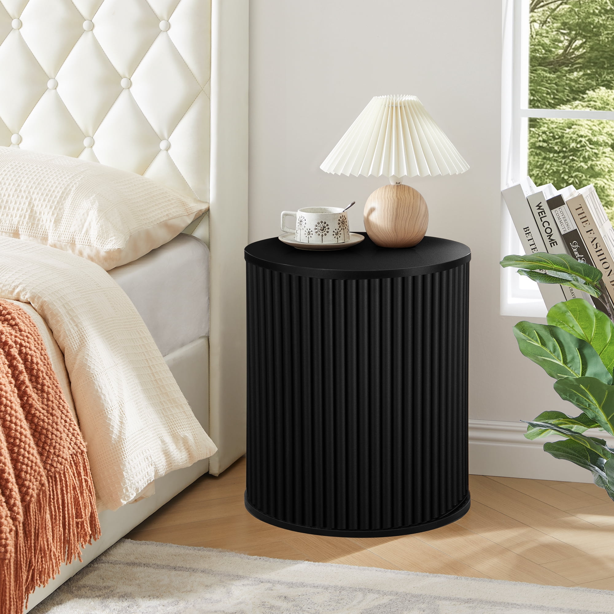 Wirrytor Round Side Table for living room, Fluted End Table for Small Spaces, Mid Century Modern Small Accent Tables, Bedside Table, Couch Side Table, Nightstand for Bedroom Couch,Black