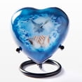 thumbnail image 1 of Urnas de Cremación Trupoint Memorials Pequeña Urna Azul con Paloma y Corazón, 1 of 7