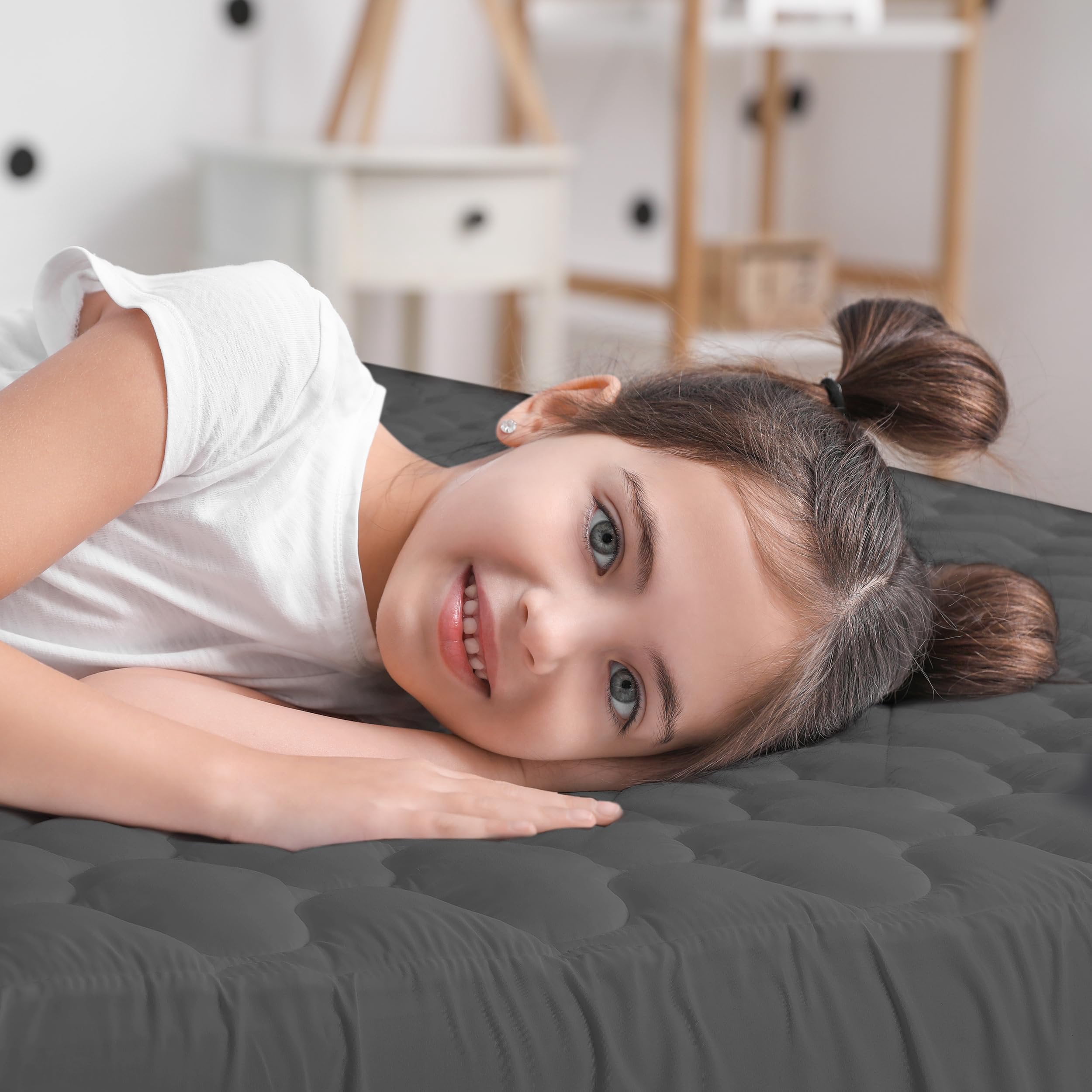 Utopia Bedding Waterproof Mattress Protector, Queen Mattress Pad, Noiseless Quilted Fitted Cover with Deep Pocket Stretches up to 16 Inches (Grey)