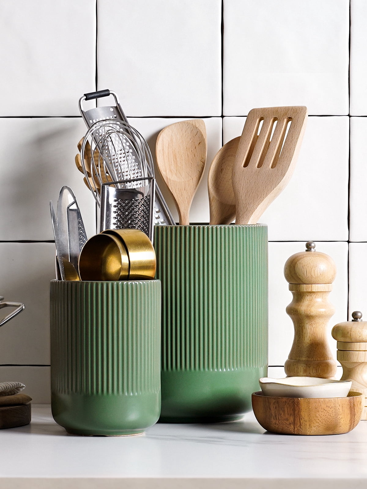 LE TAUCI Set of 2 Ceramic Utensil Holders, Large and Small Kitchen Crocks for Cooking Utensils, Countertop Organizer & Decorative Vase, Forest Green Utensil Holder