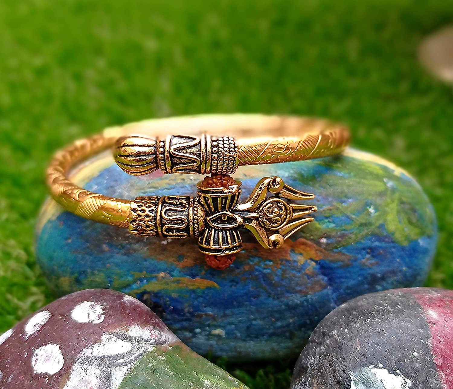 Wonder Care Rudraksha Shiv Om Trishul Damroo Kada for Men, Lord Shiva Bahubali Cuff Bracelet for Men, Boys | Religious Brass Kada | Free Size Bracelet for Maha Shivratri