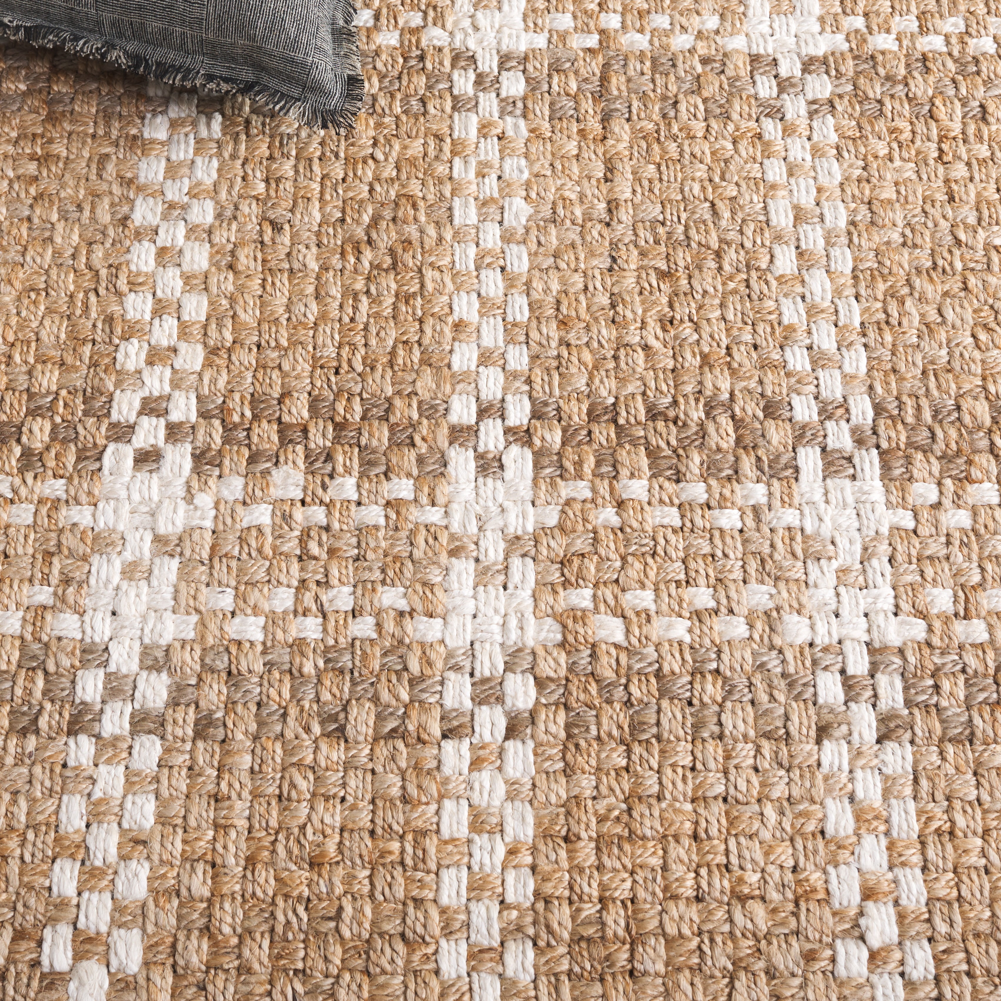 SAFAVIEH Natural Fiber Hudson Geometric Area Rug, Natural/Bleach, 8' x 10'