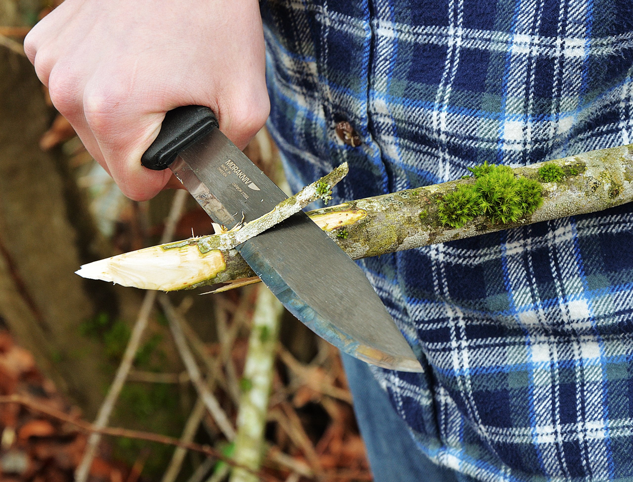 Morakniv Pathfinder Carbon Steel Bushcraft Knife With Sheath, 6.75 Inch