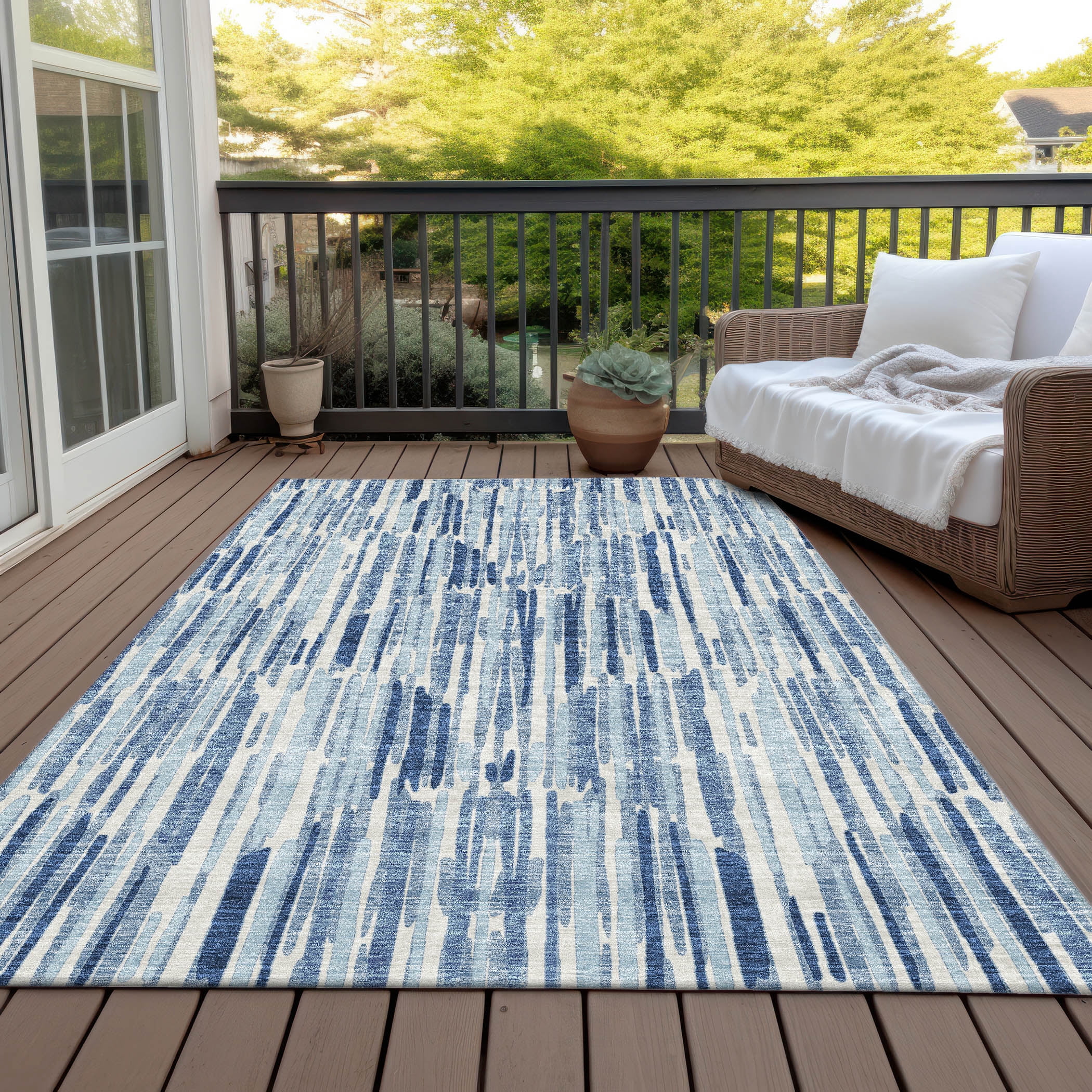 Addison Rugs Chantille Indoor/Outdoor Transitional Lines Blue Washable Rectangle Rug, 2'6" x 3'10"
