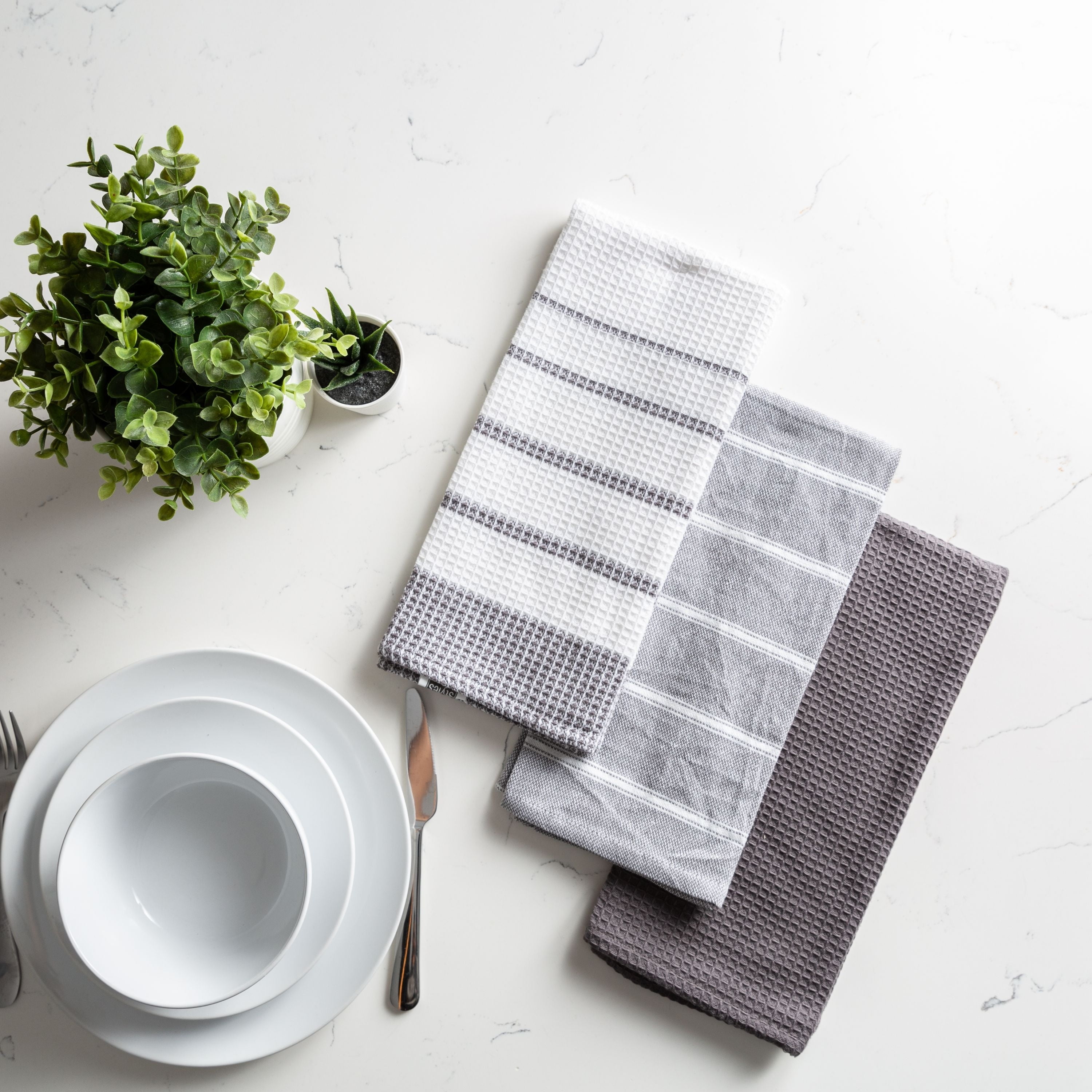 Fabstyles Fouta 3 Piece Assorted Kitchen Towel Set Extra Large 100% Cotton, 32" x 22"