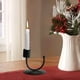 thumbnail image 1 of Candelabro de hierro para decoración de Halloween, candelabro de metal de doble cabeza en forma de U de hierro forjado, candelabro para mesa de comedor, adorno decorativo lujoso y sencillo de Escandin, 1 of 6